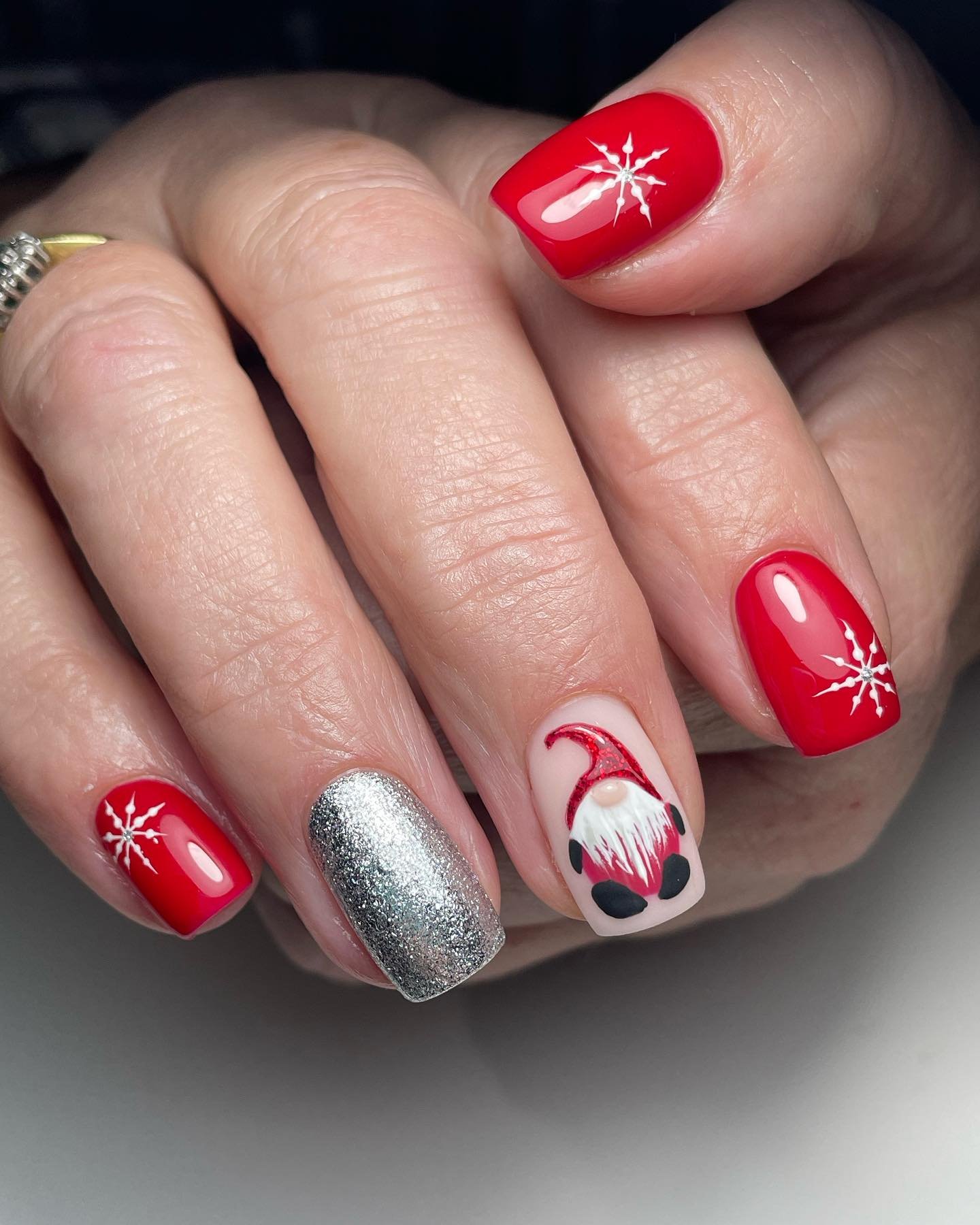 Top Christmas Nail Ideas 2024 MyBioHub