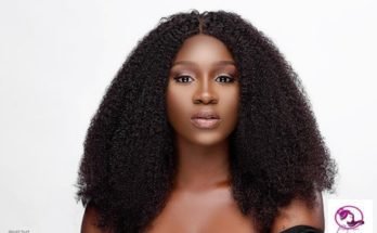 Opara Favour looks stunning with her curly hair