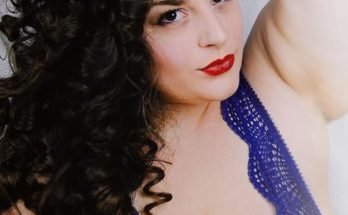 plus size model carina Shero